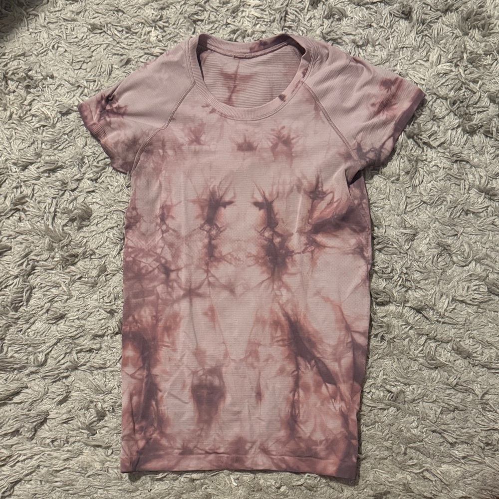 Lululemon 2.0 shirt size 6